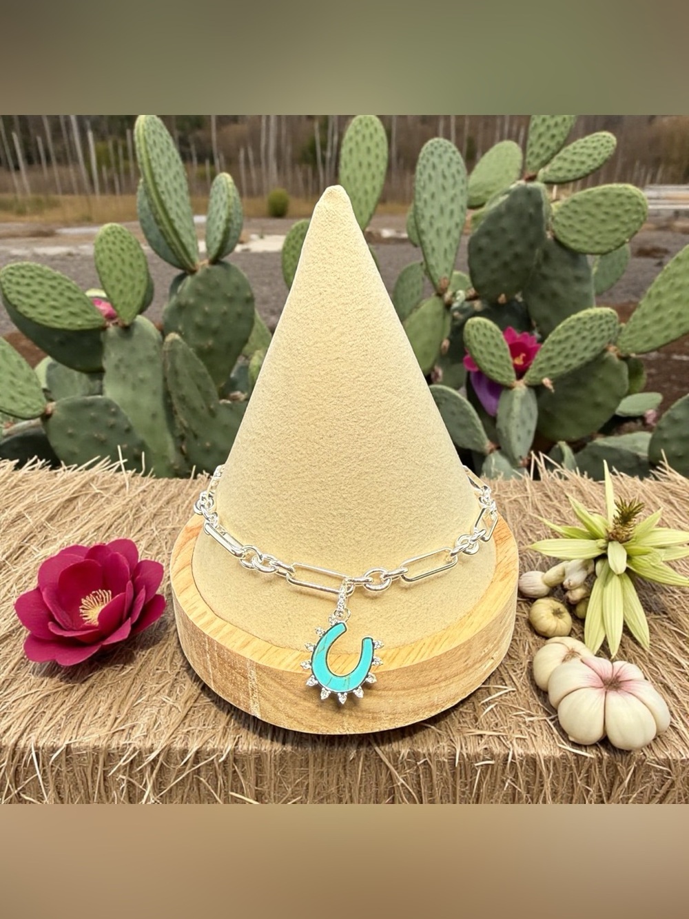 🧲ALEX AND ANI🧲Faux Turquoise Horseshoe Adjustable Chain Charm Bracelet/NWT